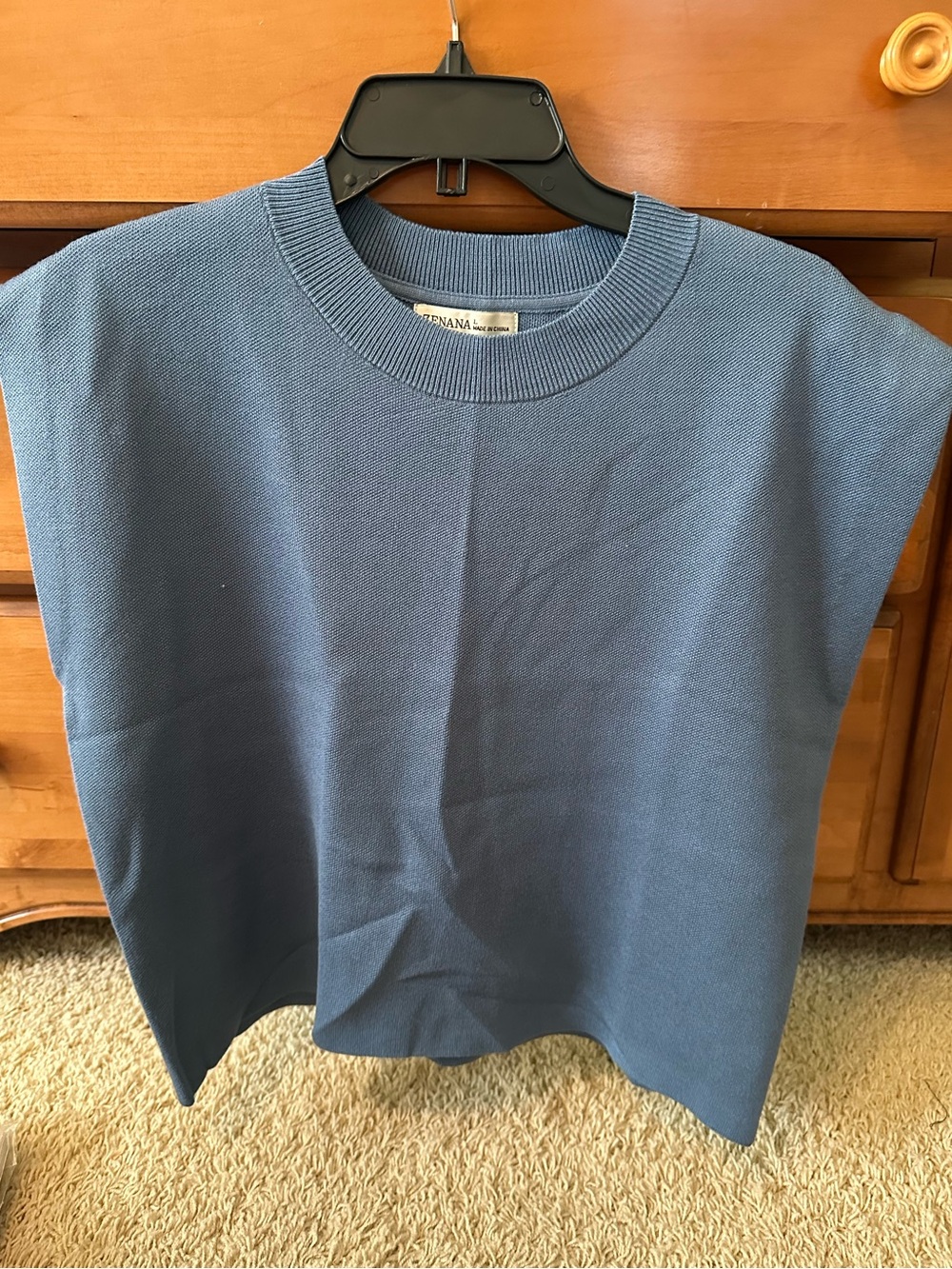 NWT ZENANA ROUND NECK SWEATER
